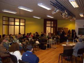 Un momento della conferenza all'Università Nazionale